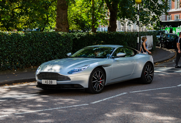 Aston Martin DB11