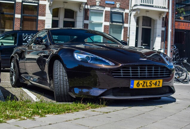 Aston Martin Virage 2011