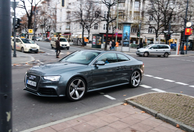 Audi RS5 B8 2012
