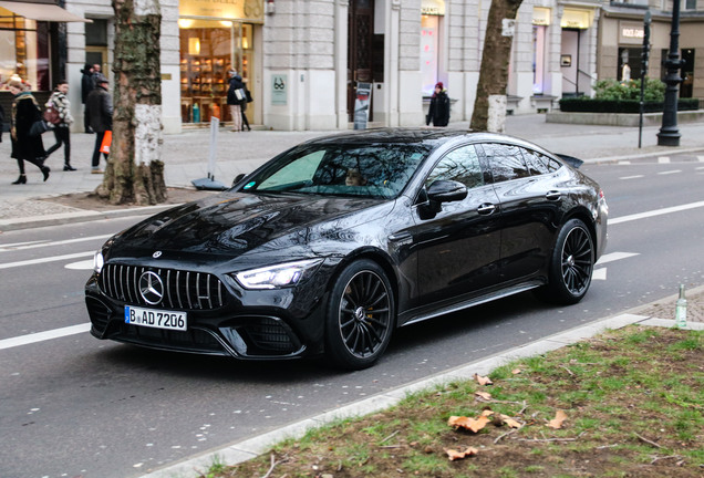 Mercedes-AMG GT 63 X290