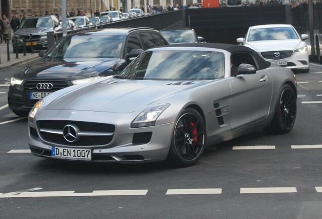 Mercedes-Benz SLS AMG Roadster