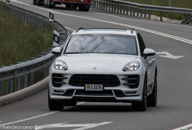 Porsche 95B Macan Turbo