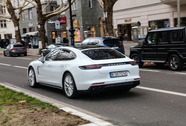 Porsche 971 Panamera Turbo S E-Hybrid