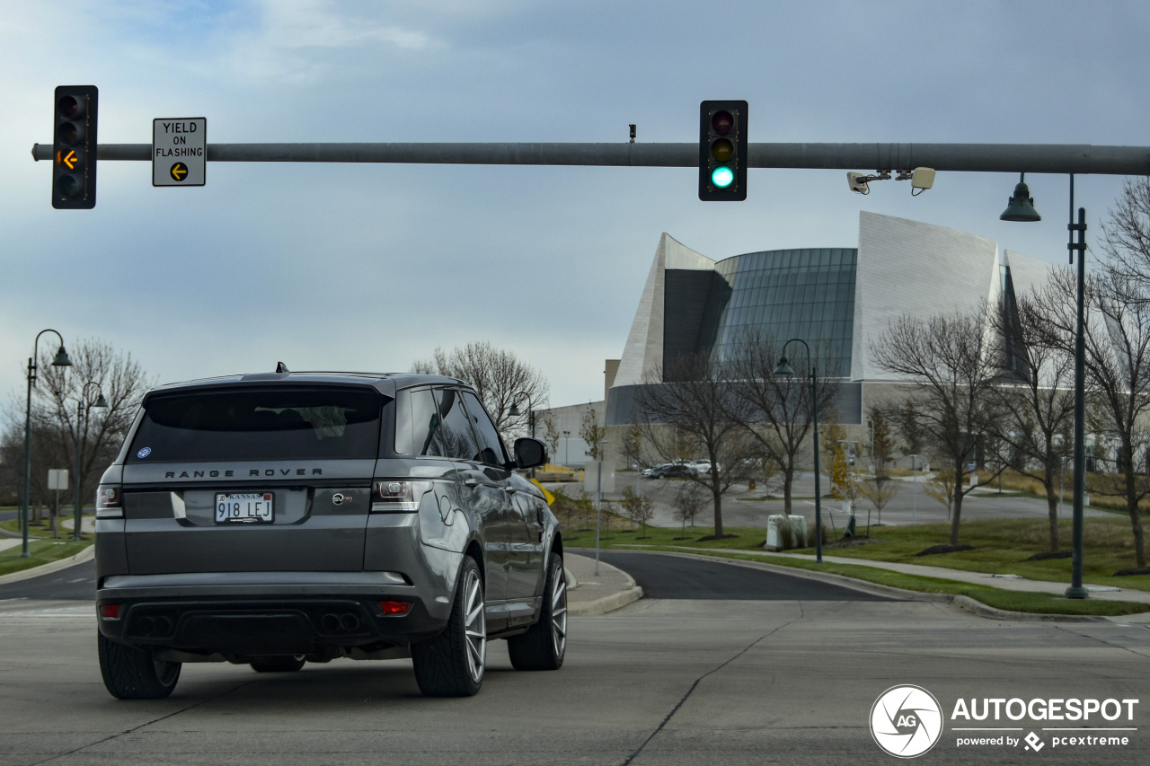 Land Rover Range Rover Sport SVR