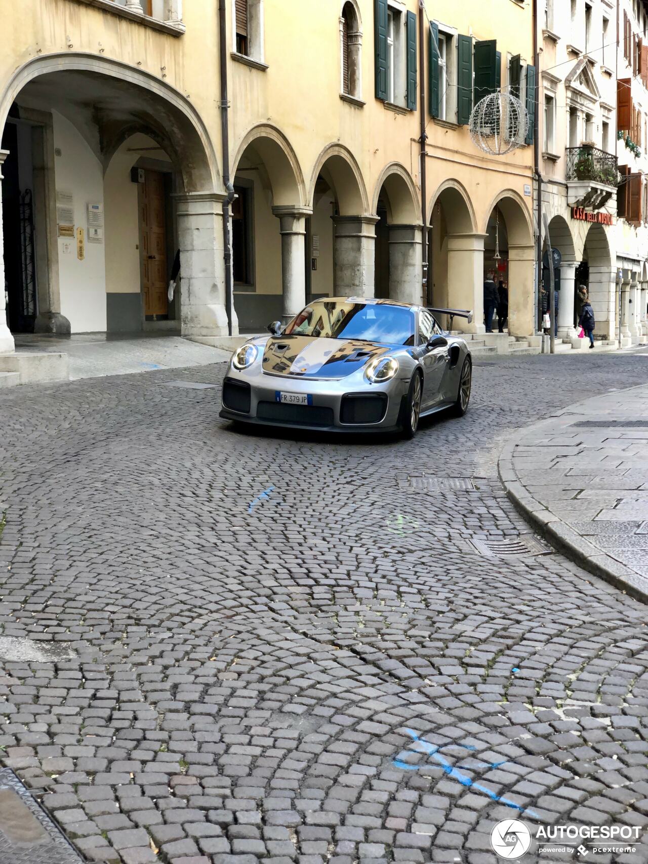 Porsche 991 GT2 RS Weissach Package