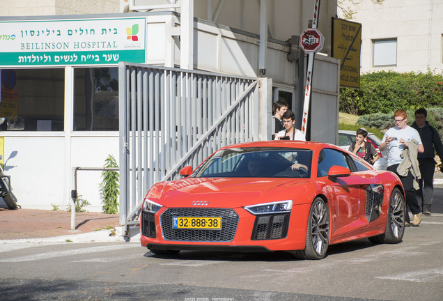 Audi R8 V10 2015