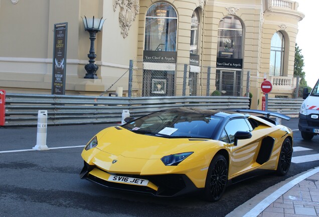 Lamborghini Aventador LP750-4 SuperVeloce Roadster