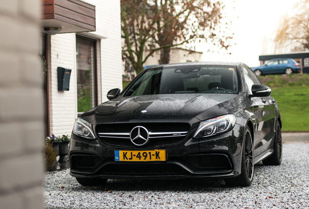 Mercedes-AMG C 63 S W205