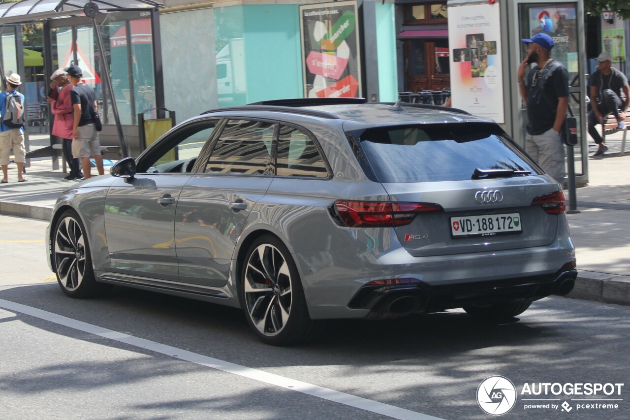 Audi RS4 Avant B9