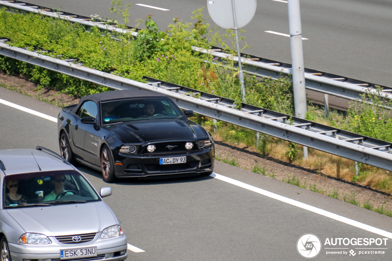 Ford Mustang GT Convertible 2013