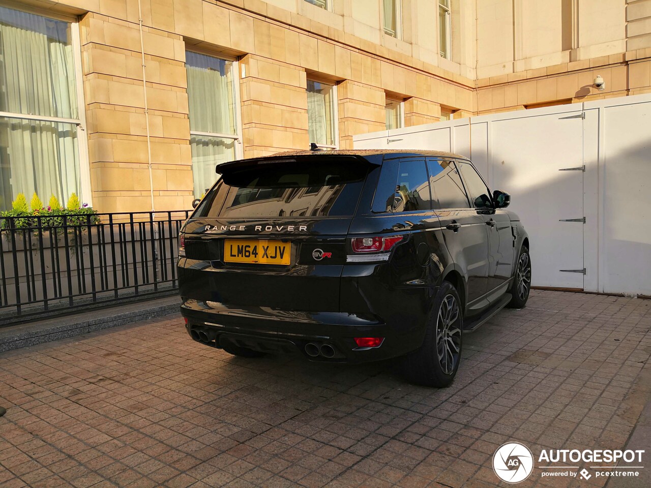 Land Rover Range Rover Sport SVR