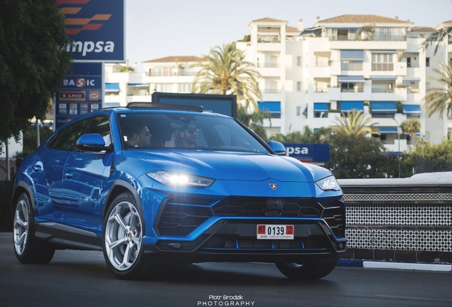 Lamborghini Urus