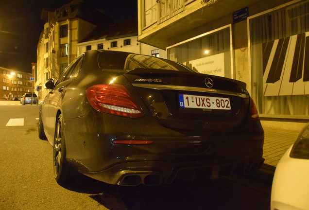 Mercedes-AMG E 63 S W213