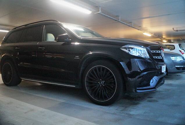 Mercedes-AMG GLS 63 X166