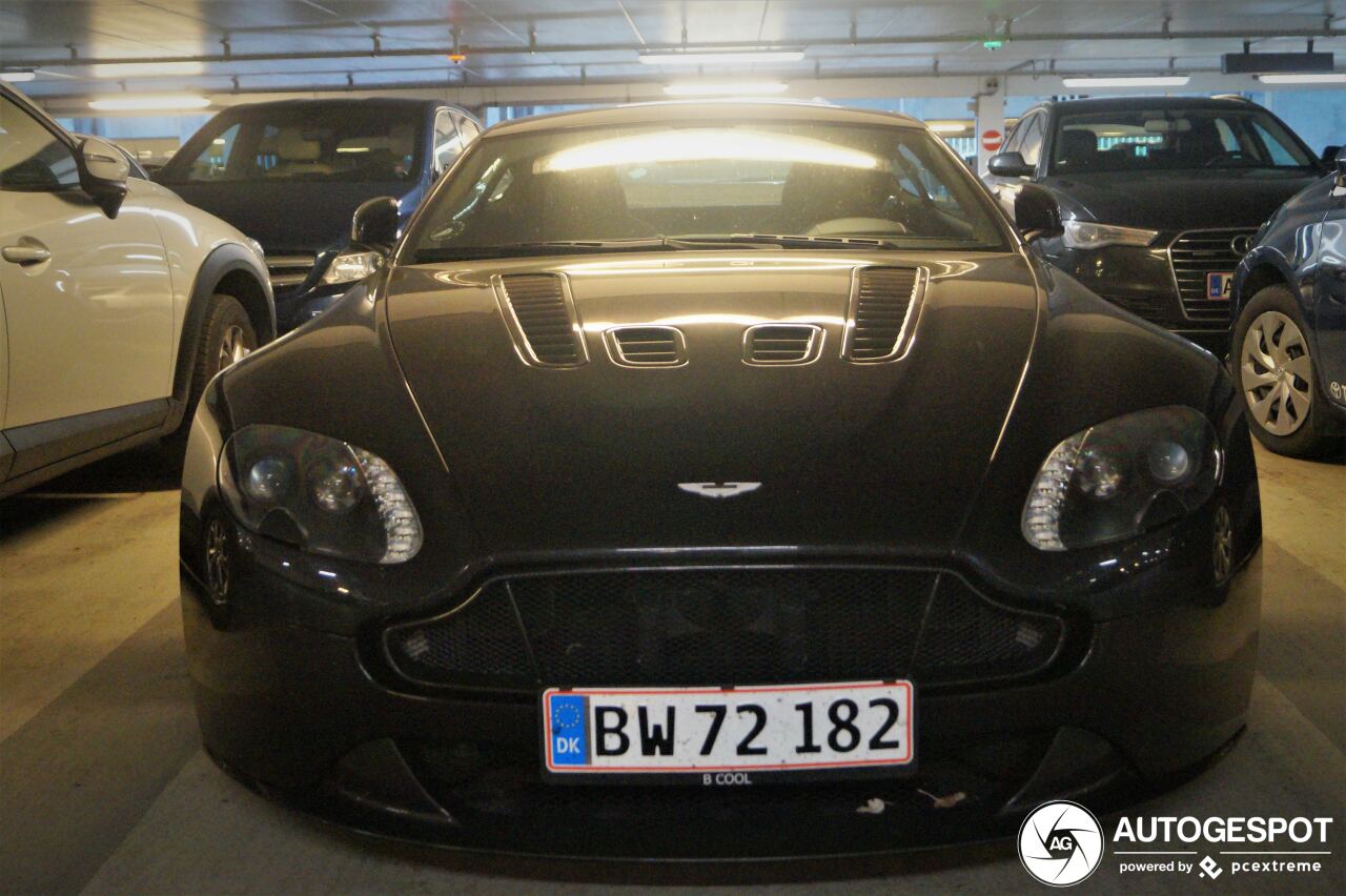 Aston Martin V12 Vantage S