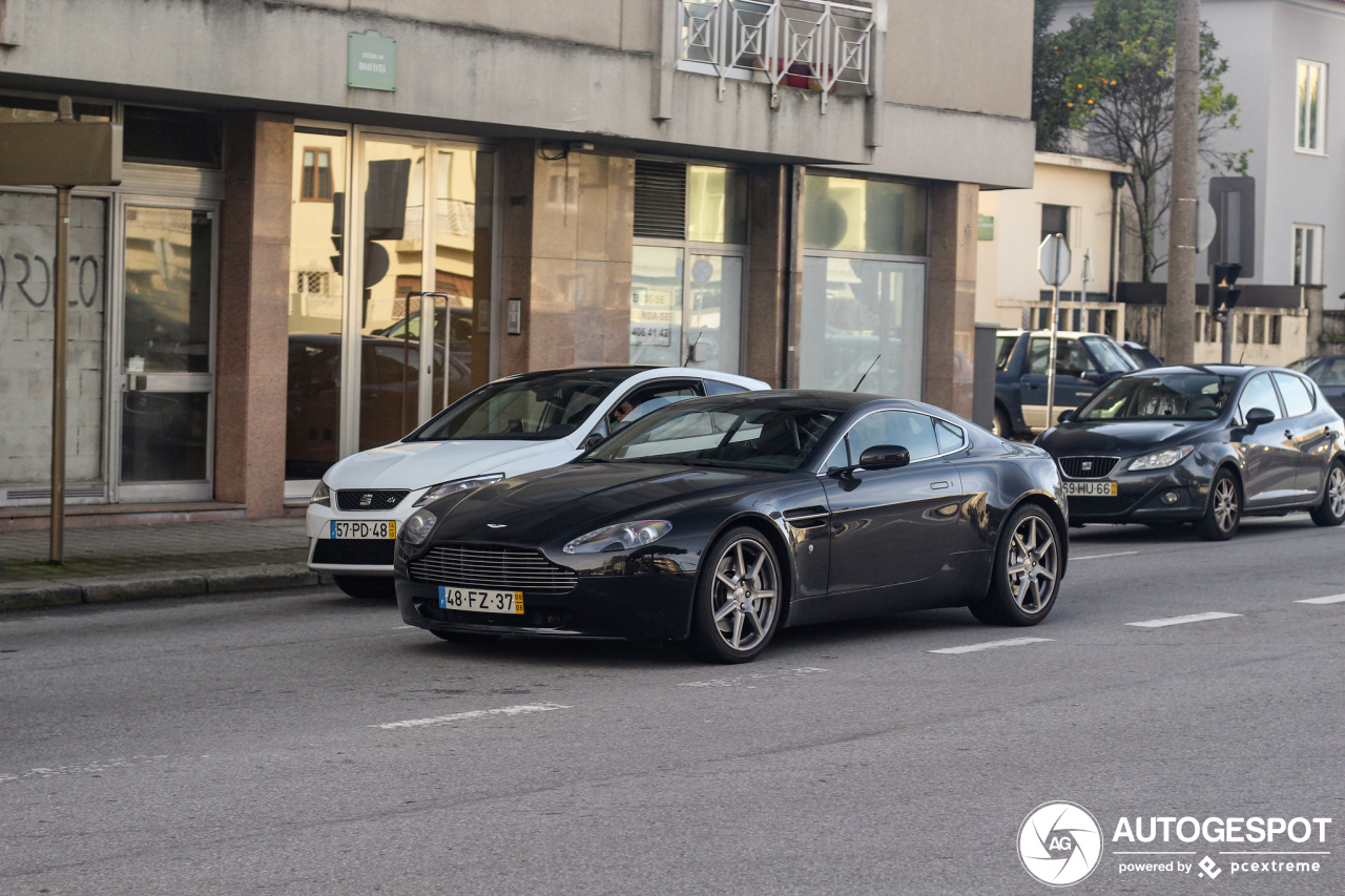 Aston Martin V8 Vantage