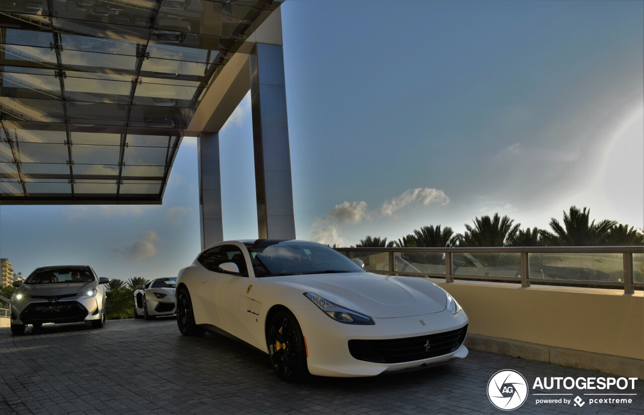 Ferrari GTC4Lusso