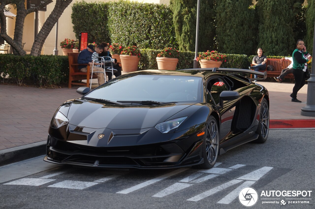 Lamborghini Aventador LP770-4 SVJ