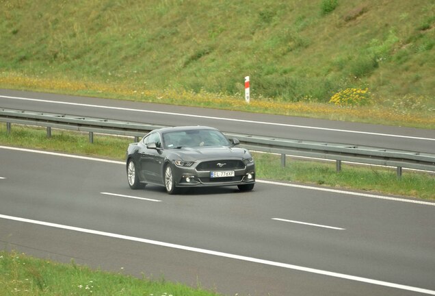 Ford Mustang GT 2015