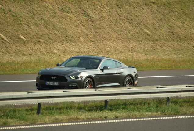 Ford Mustang GT 2015