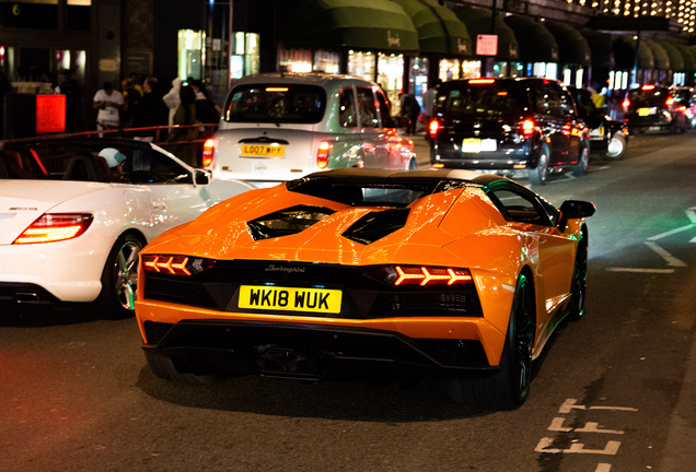 Lamborghini Aventador S LP740-4 Roadster