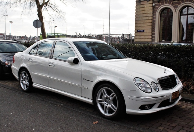 Mercedes-Benz E 55 AMG