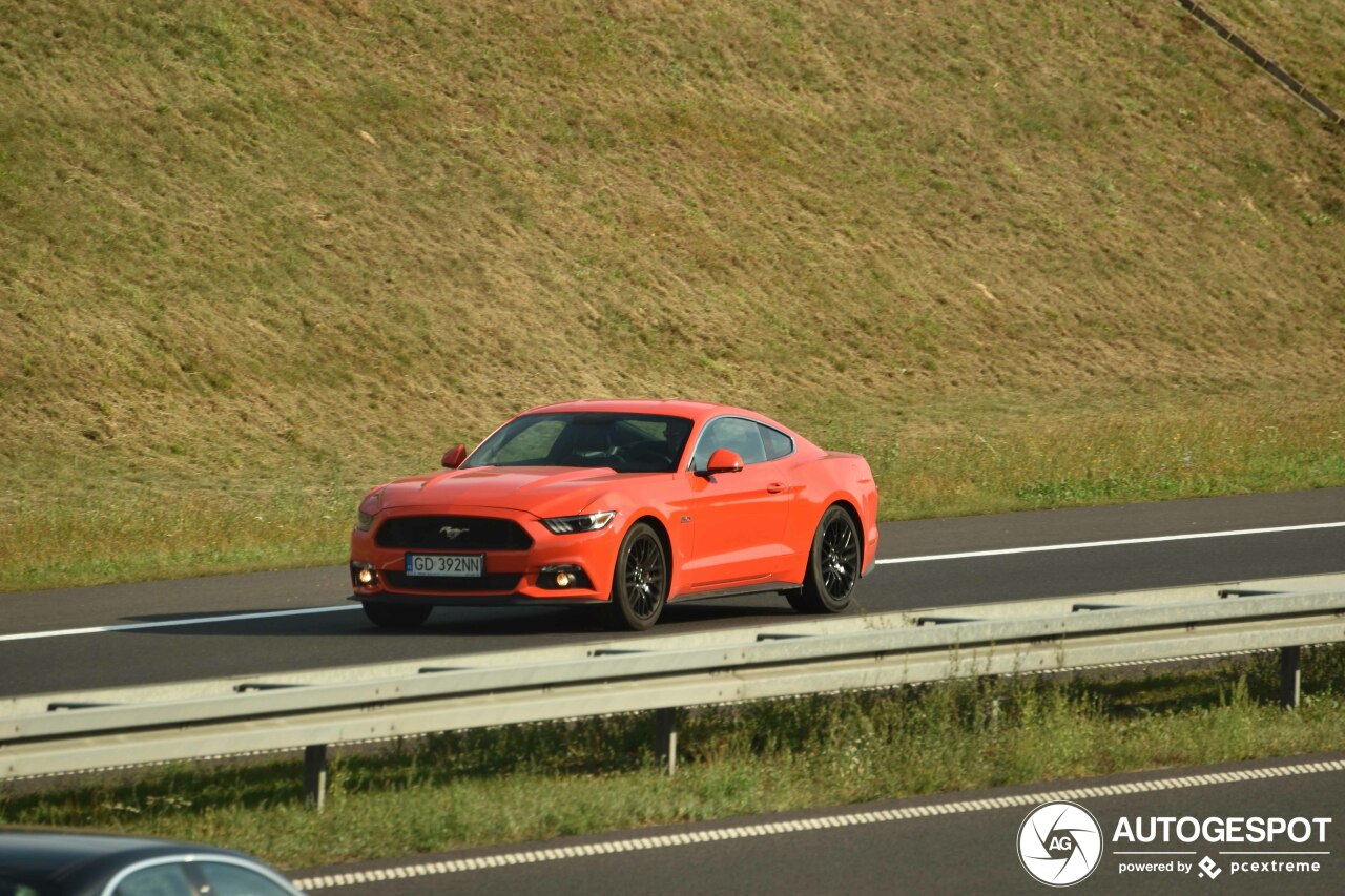 Ford mustang gt 2015