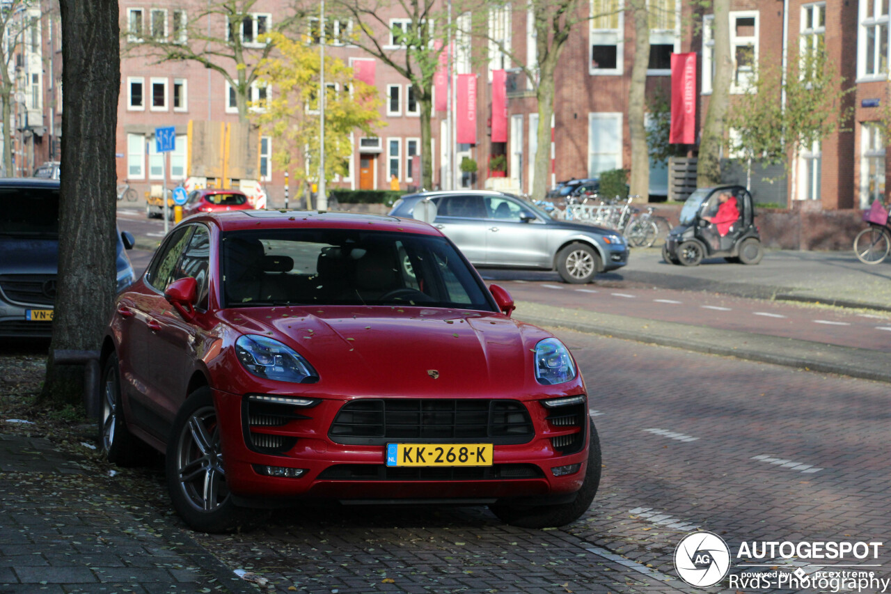 Porsche 95B Macan GTS