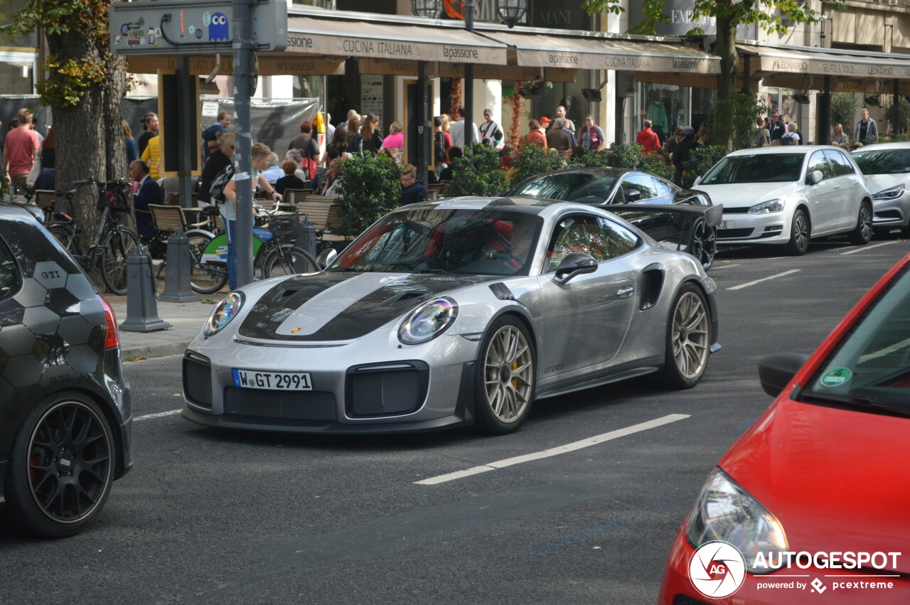 Porsche 991 GT2 RS Weissach Package