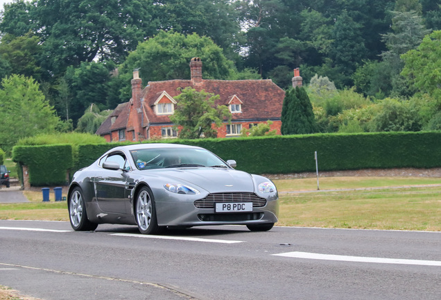 Aston Martin V8 Vantage