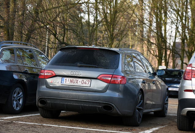 Audi RS4 Avant B8