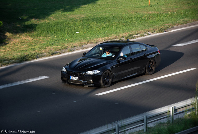 BMW M5 F10 2011