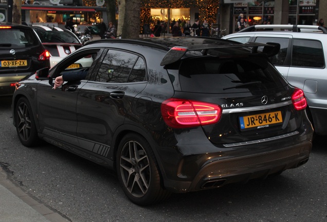 Mercedes-Benz GLA 45 AMG X156