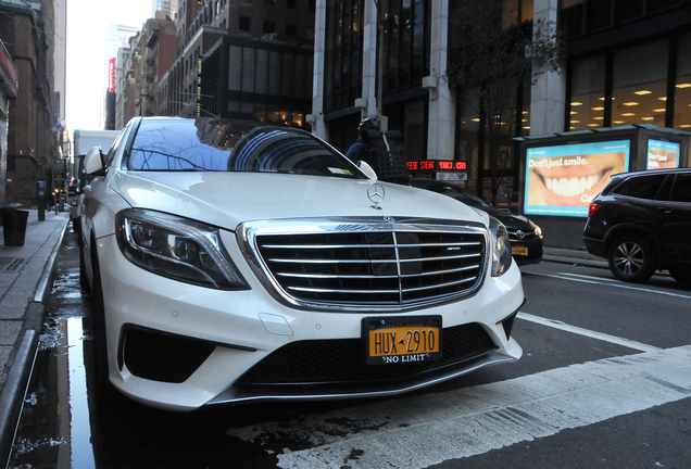 Mercedes-Benz S 63 AMG V222