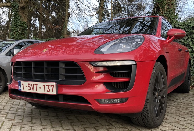 Porsche 95B Macan GTS