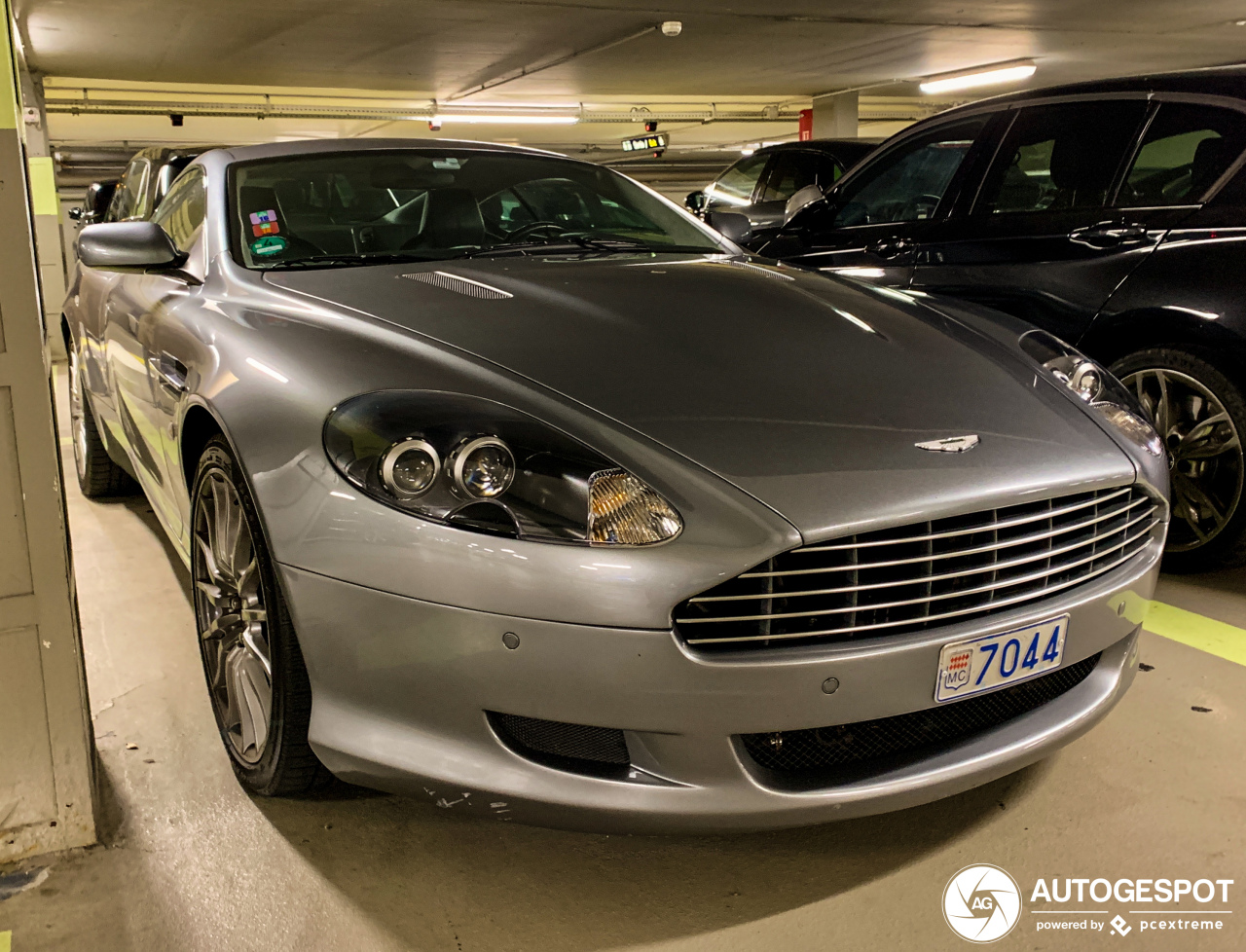 Aston Martin DB9