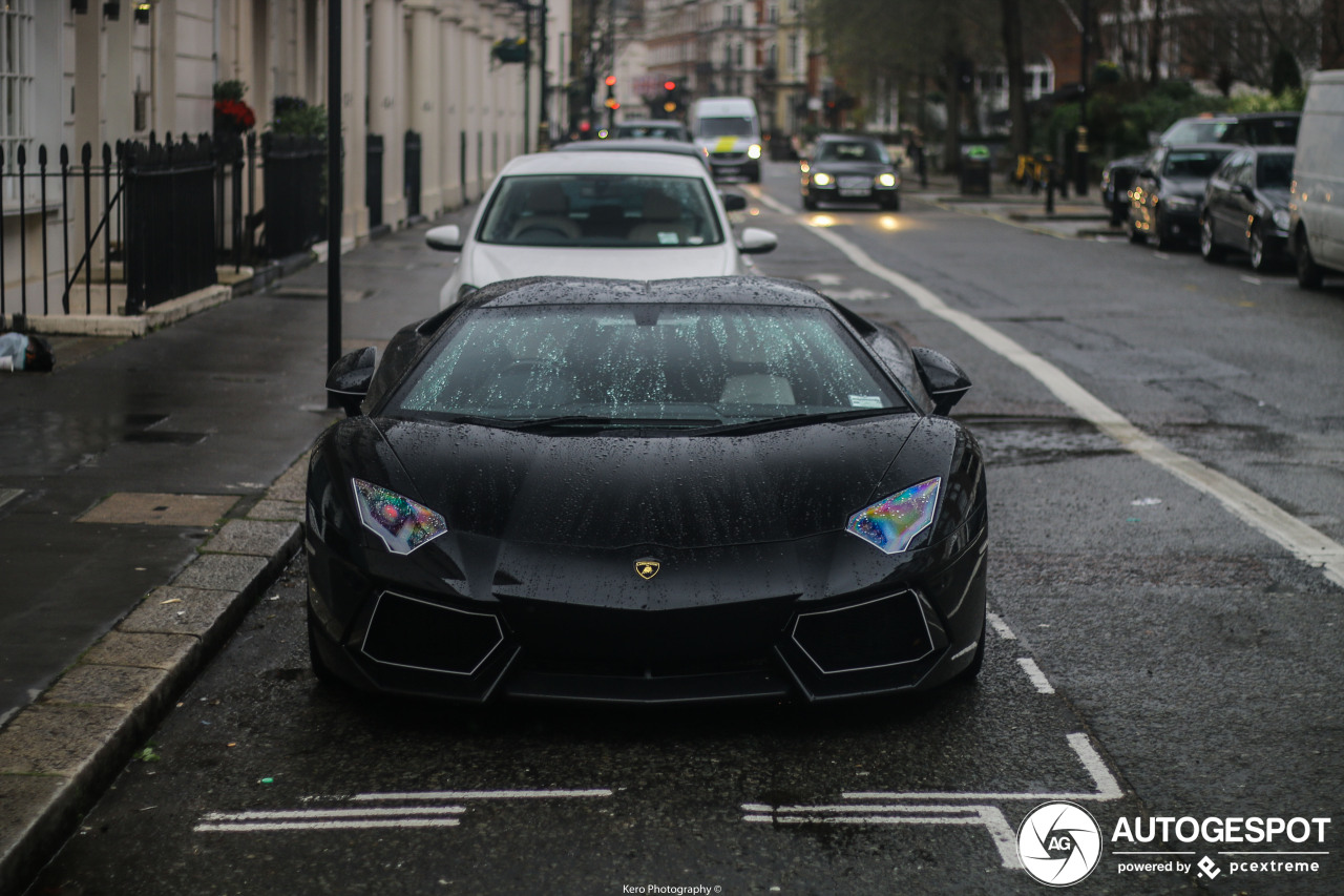 Lamborghini Aventador LP700-4 Roadster