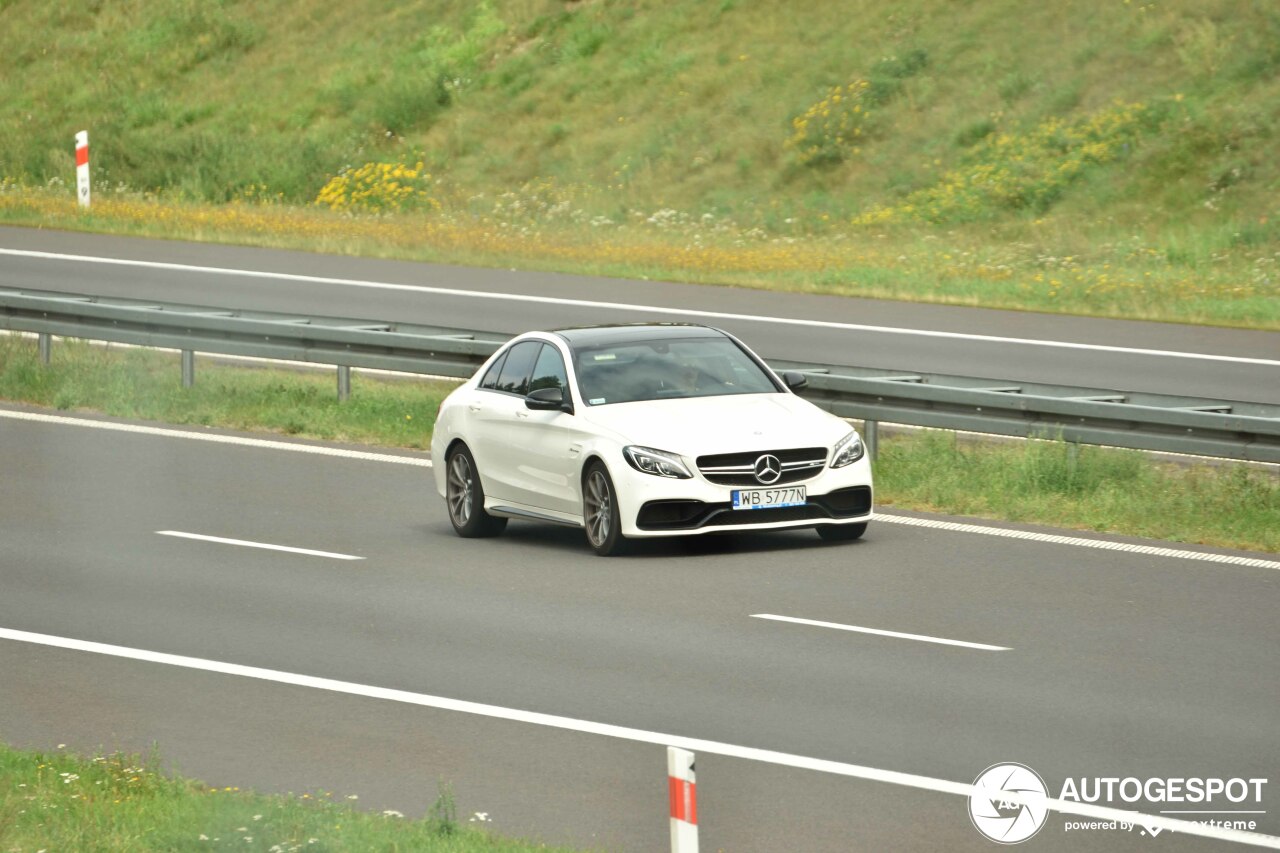 Mercedes-AMG C 63 S W205