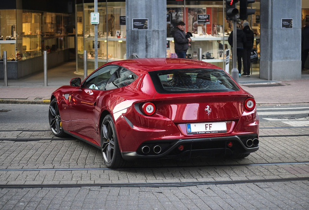 Ferrari FF