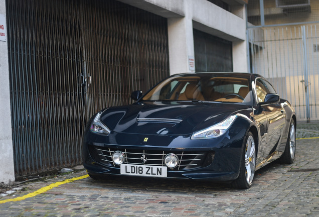 Ferrari GTC4Lusso