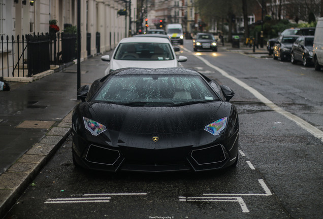 Lamborghini Aventador LP700-4 Roadster