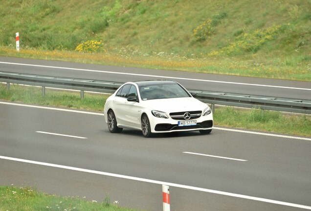 Mercedes-AMG C 63 S W205