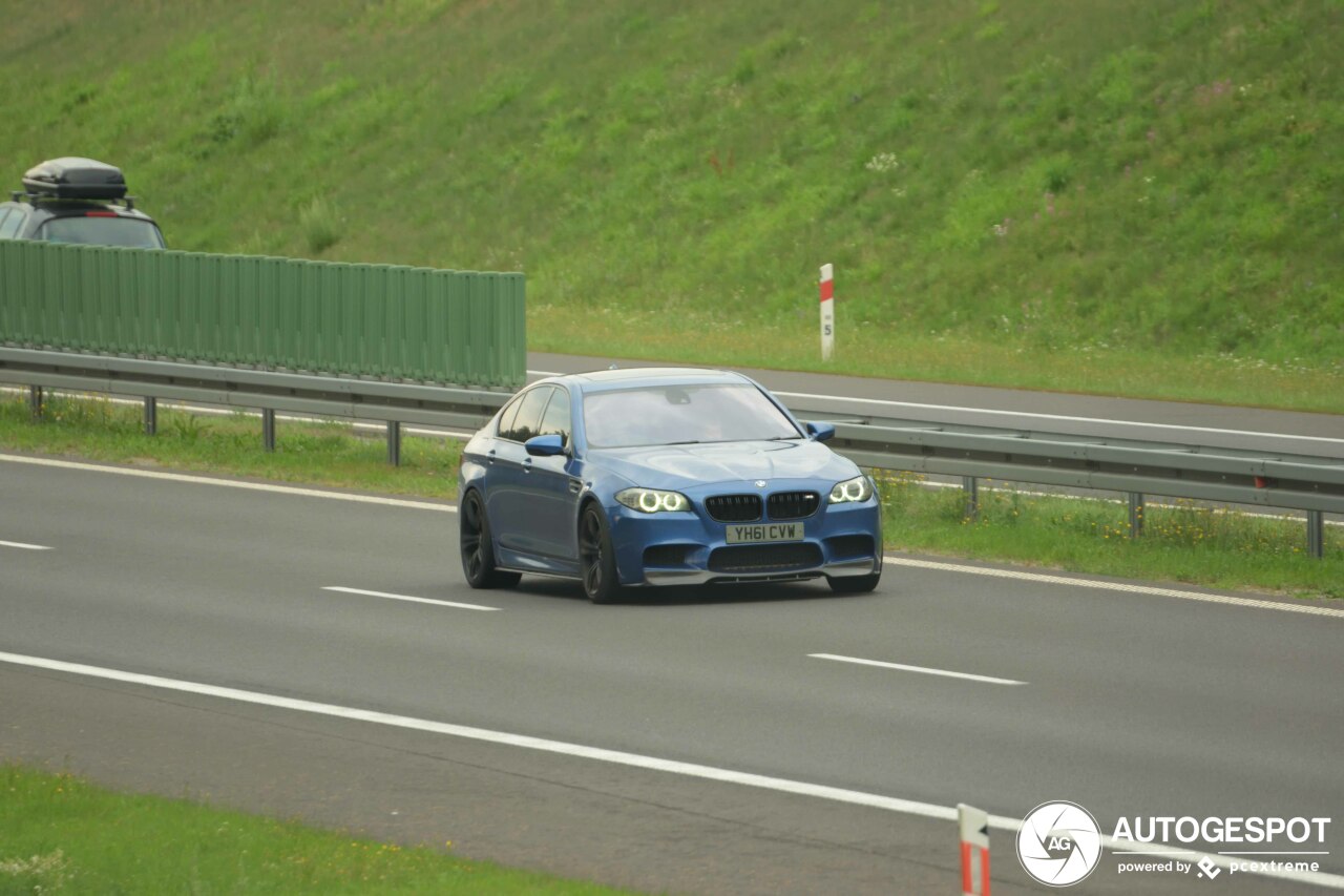 BMW M5 F10 2011 Vorsteiner