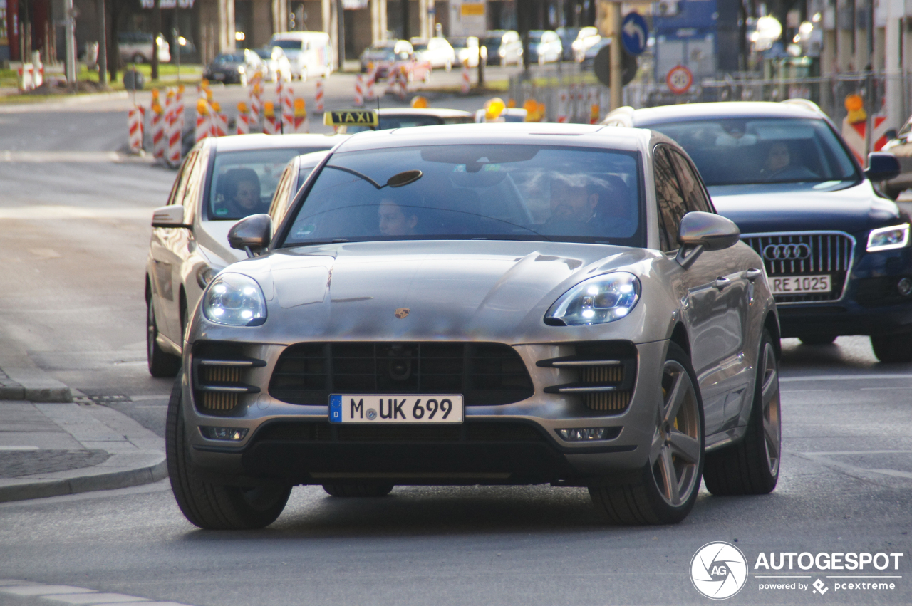 Porsche 95B Macan Turbo