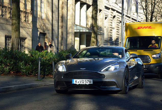 Aston Martin Vanquish 2013