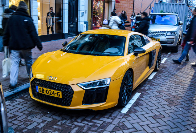 Audi R8 V10 Plus 2015