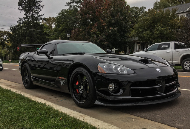 Dodge Viper SRT-10 ACR Voodoo Edition