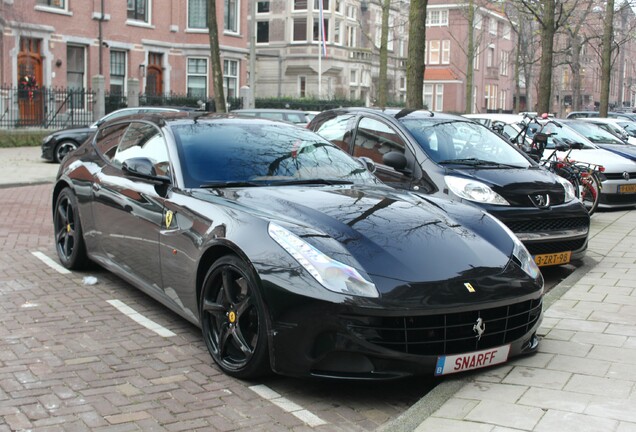 Ferrari FF