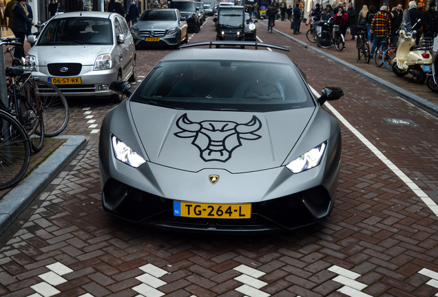 Lamborghini Huracán LP640-4 Performante