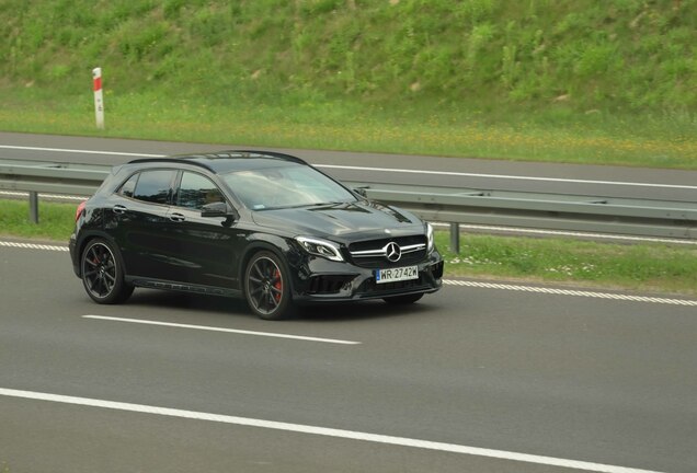 Mercedes-AMG GLA 45 X156 2017